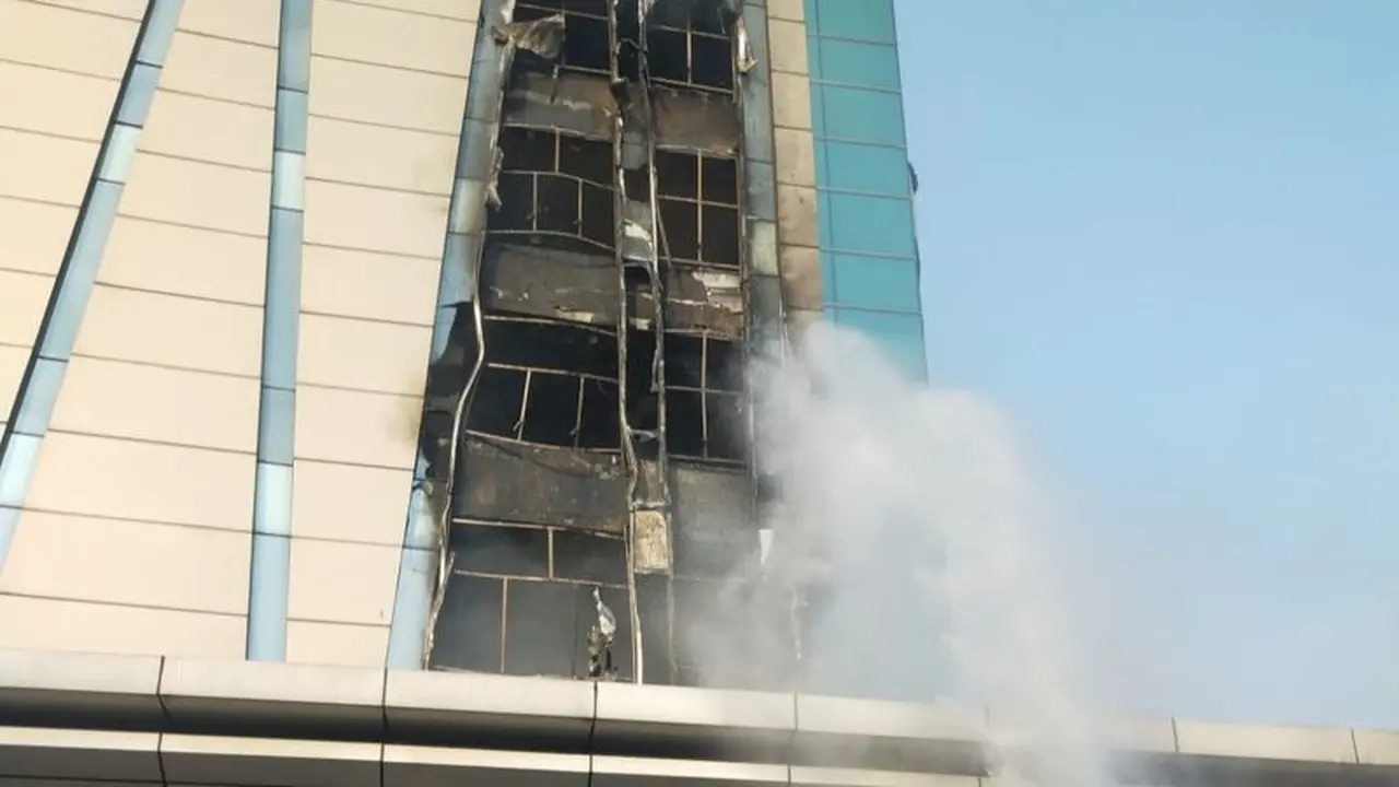 Tim Labfor Dikerahkan Cari Penyebab Kebakaran Hotel Pullman Jakbar