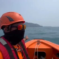 Pencarian 5 jurnalis dan 3 awak kapal speed boat yang hilang kontak di Selat Sunda terus dimaksimal ke sejumlah titik